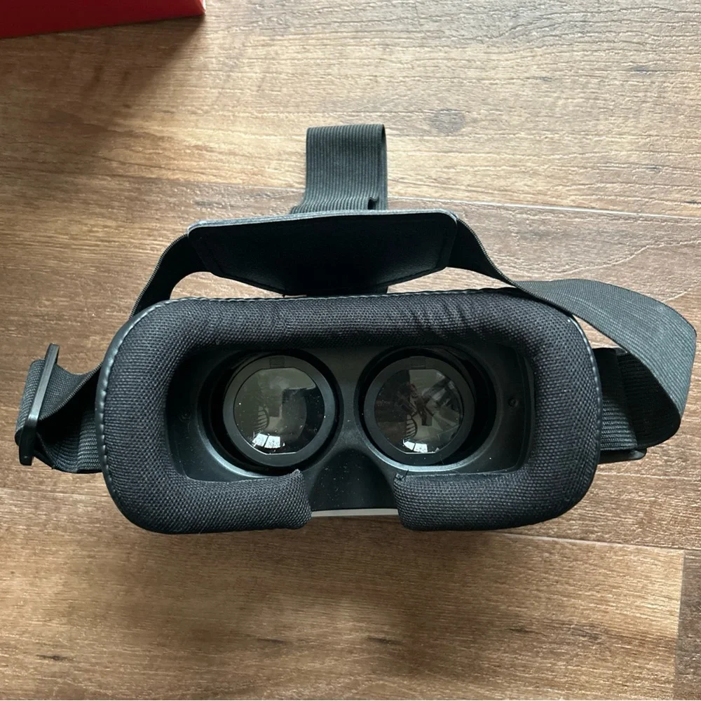 EVO VR Headset - Picture 7 of 7